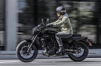 Kawasaki Eliminator 500 SE 2025 - Bild 4