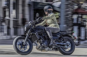 Kawasaki Eliminator 500 SE 2025 - Bild 13