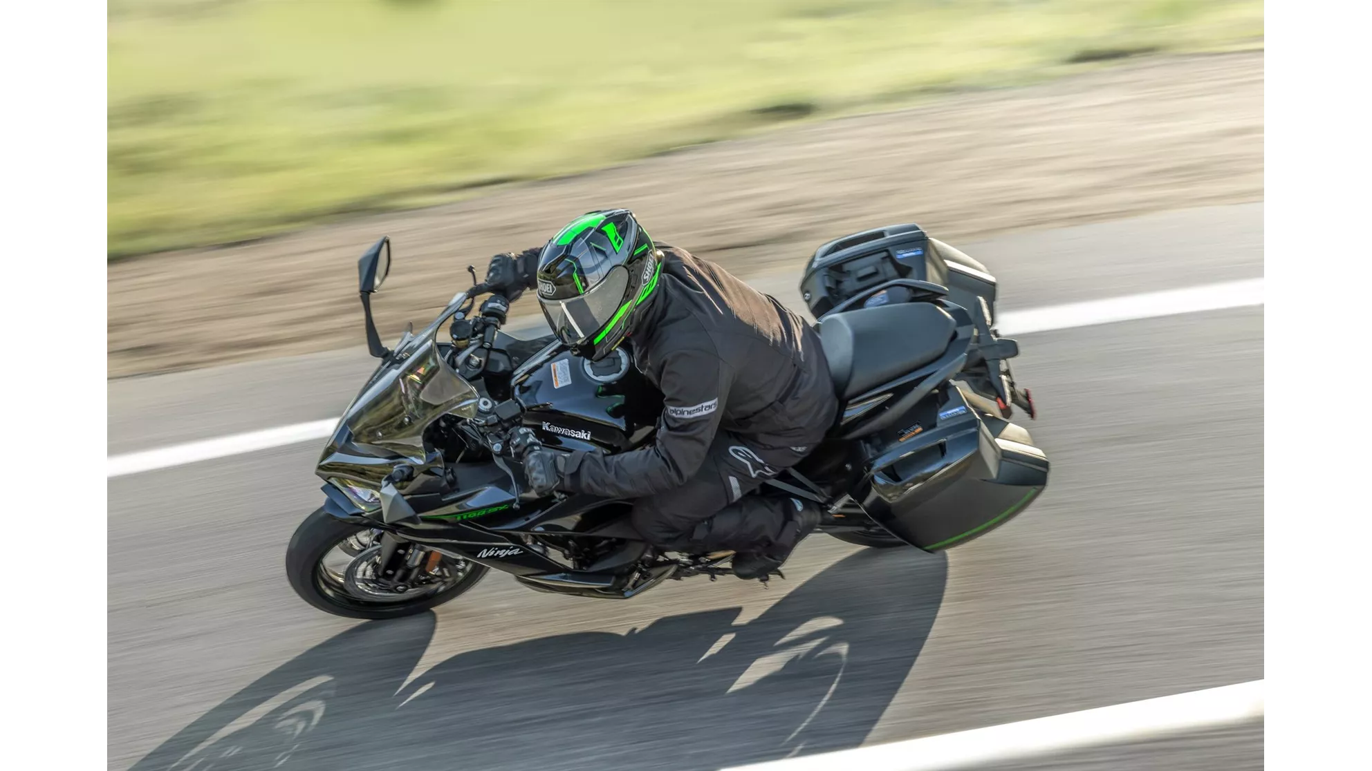 Kawasaki Ninja 1100SX 2025 - Image 16 Kawasaki Ninja 1100SX 2025 - Image 16