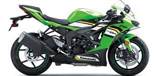 Kawasaki Ninja ZX-6R 2025 vs Suzuki GSX-R 1000 2015