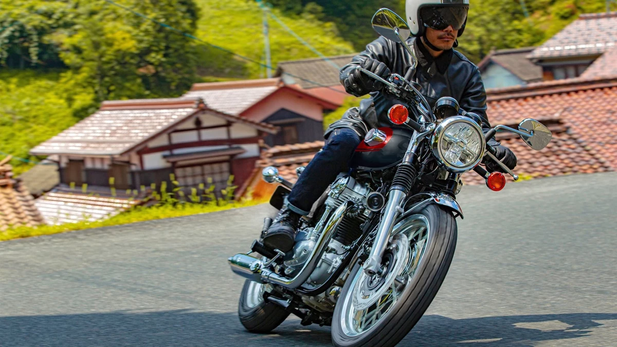 Kawasaki W800 Bild 8: Kawasaki W800