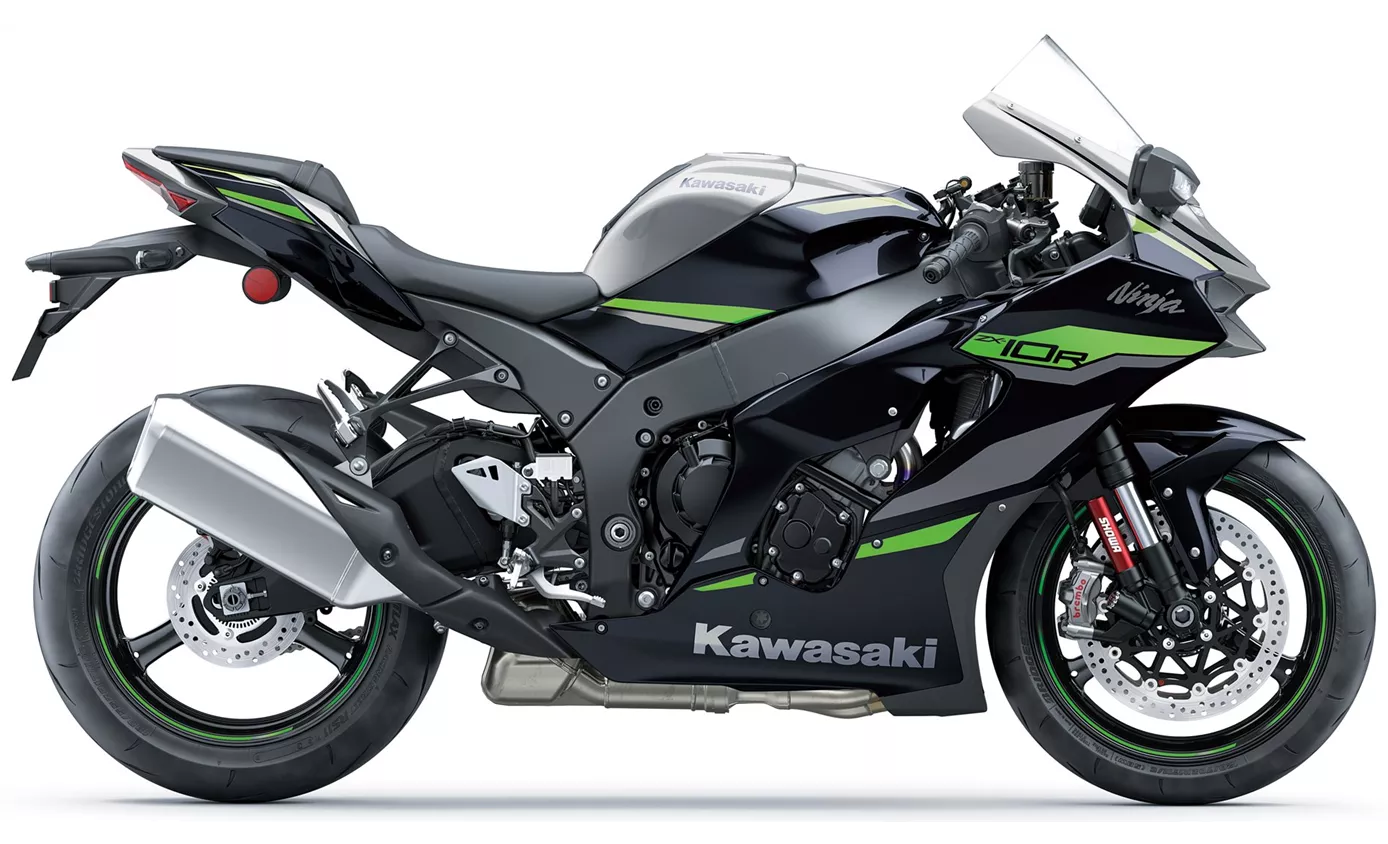 Ninja R1 Morada Kawasaki Ninja ZX-10R 2025 vs Yamaha R1 2022