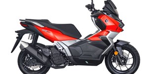 Voge SR1 ADV 125 ABS TCS 2025 vs Honda Forza 125 2025