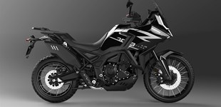 Zontes 703F 2025 vs Honda ADV350 2023