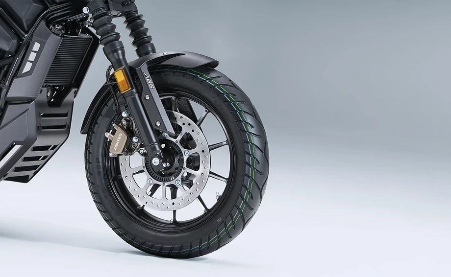 Zontes 125C2 Bild 9: Zontes 125C2