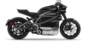 Harley-Davidson LiveWire ELW 2019 vs LiveWire One 2025