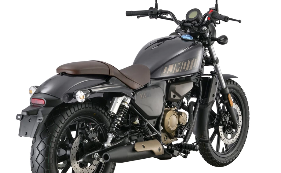 QJ Motor SRV 125 Bild 3: QJ Motor SRV 125