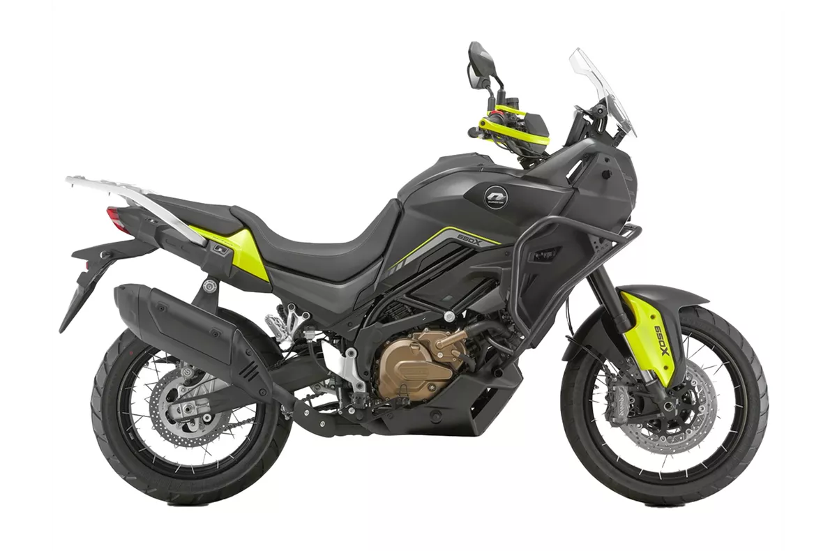 QJ Motor SVT 650 X QJ Motor SVT 650 X