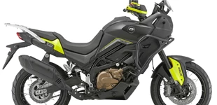 CFMOTO 800MT Explore 2025 vs QJ Motor SVT 650 X 2025 CFMOTO 800MT Explore 2025 vs QJ Motor SVT 650 X 2025