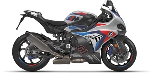 Kawasaki Z900 2024 vs BMW M 1000 RR 2025 Kawasaki Z900 2024 vs BMW M 1000 RR 2025