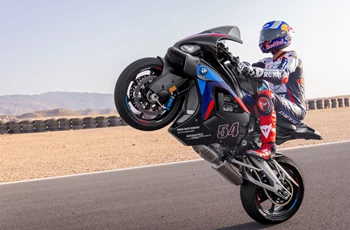 BMW M 1000 RR 2025 - Bild 12 BMW M 1000 RR 2025 - Bild 12