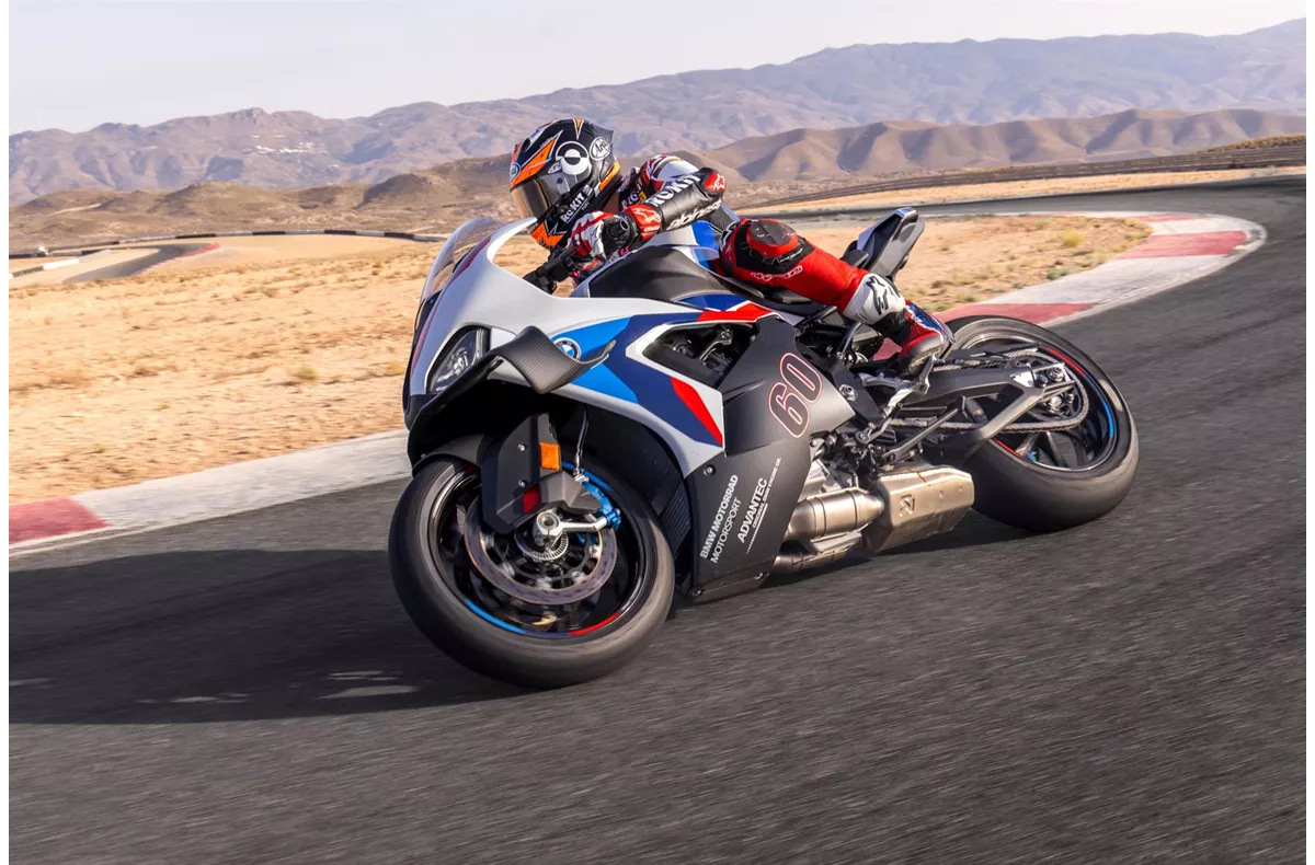 BMW M 1000 RR BMW M 1000 RR