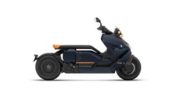 BMW CE 04 2025