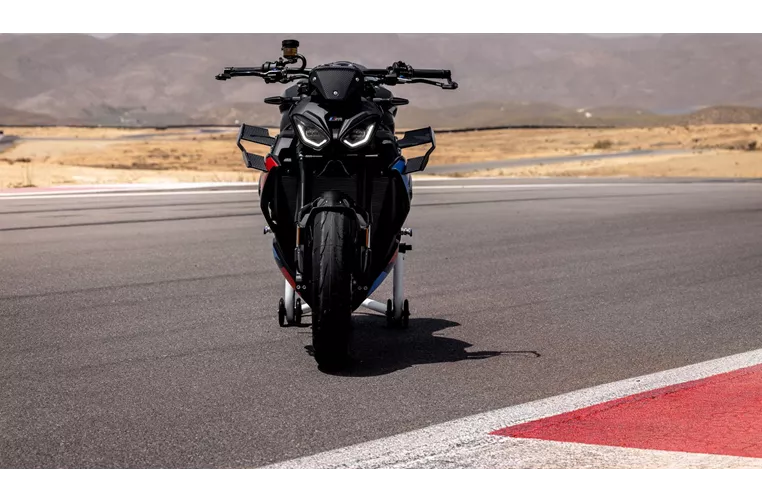 BMW M 1000 R 2025 BMW M 1000 R 2025