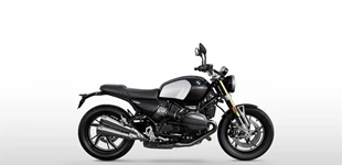 BMW R nineT Scrambler 2020 vs BMW R 12 nineT 2025 BMW R nineT Scrambler 2020 vs BMW R 12 nineT 2025