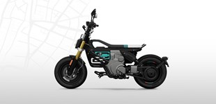 BMW CE 02 4kW 2025 vs Super Soco TC Eco 45 km/h 2025