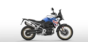 BMW F 900 GS 2025 vs Triumph Tiger 900 Rally Pro 2024 BMW F 900 GS 2025 vs Triumph Tiger 900 Rally Pro 2024