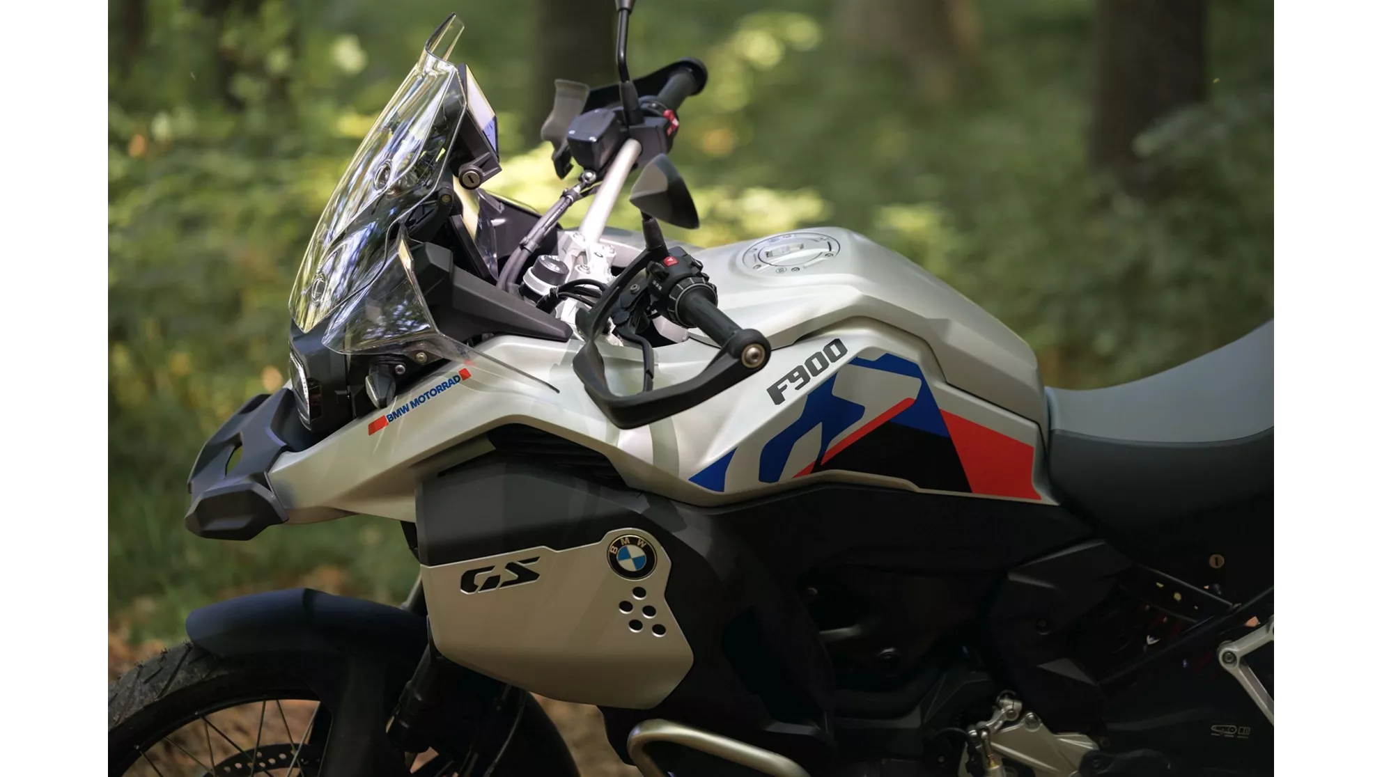 BMW F 900 GS Adventure - Image 1 BMW F 900 GS Adventure - Image 1