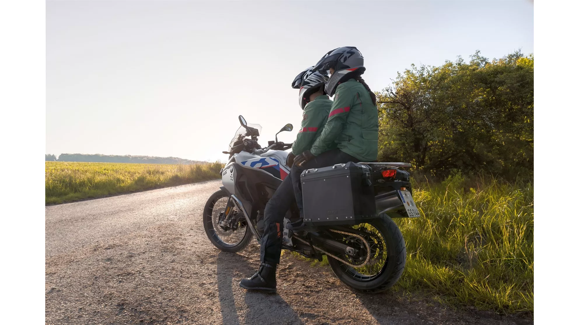 BMW F 900 GS Adventure - Image 8 BMW F 900 GS Adventure - Image 8