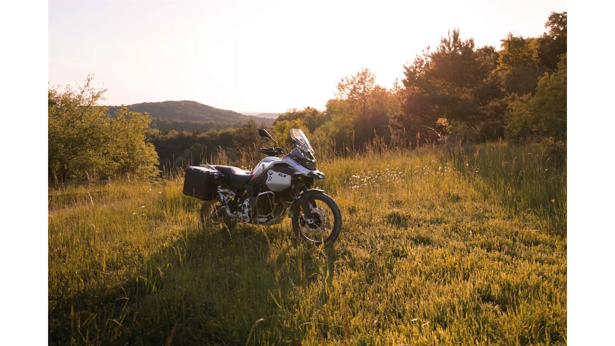 BMW F 900 GS Adventure - Image 9 BMW F 900 GS Adventure - Image 9