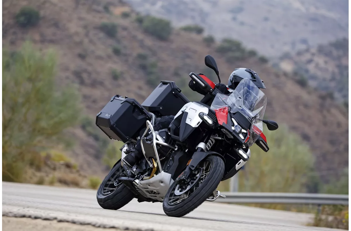 BMW R 1300 GS Adventure BMW R 1300 GS Adventure