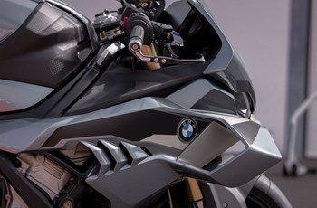 BMW S 1000 RR 2025 - Bild 15 BMW S 1000 RR 2025 - Bild 15