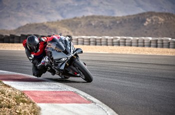 BMW S 1000 RR 2025 - Bild 17 BMW S 1000 RR 2025 - Bild 17