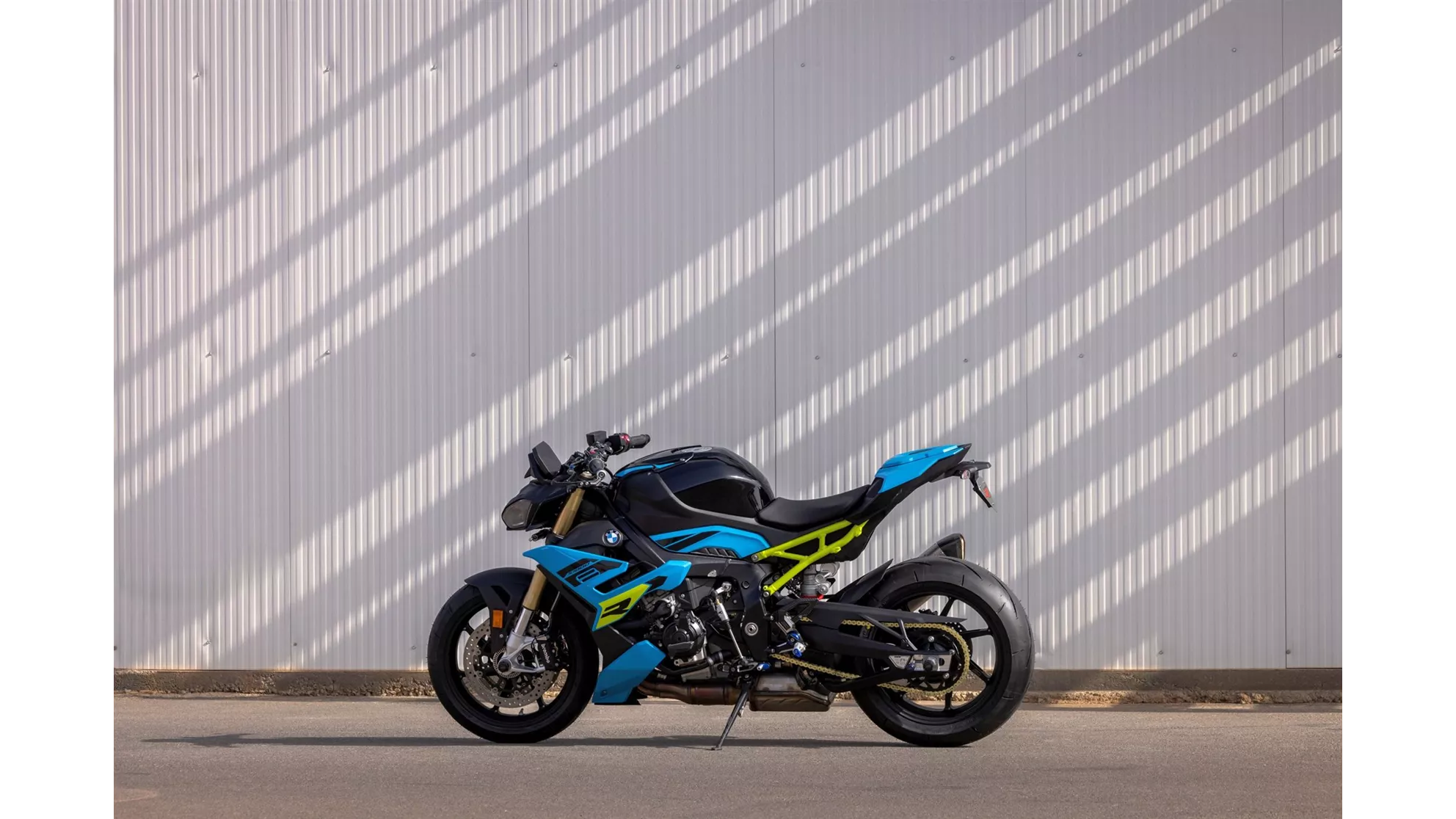 BMW S 1000 R - Image 12 BMW S 1000 R - Image 12