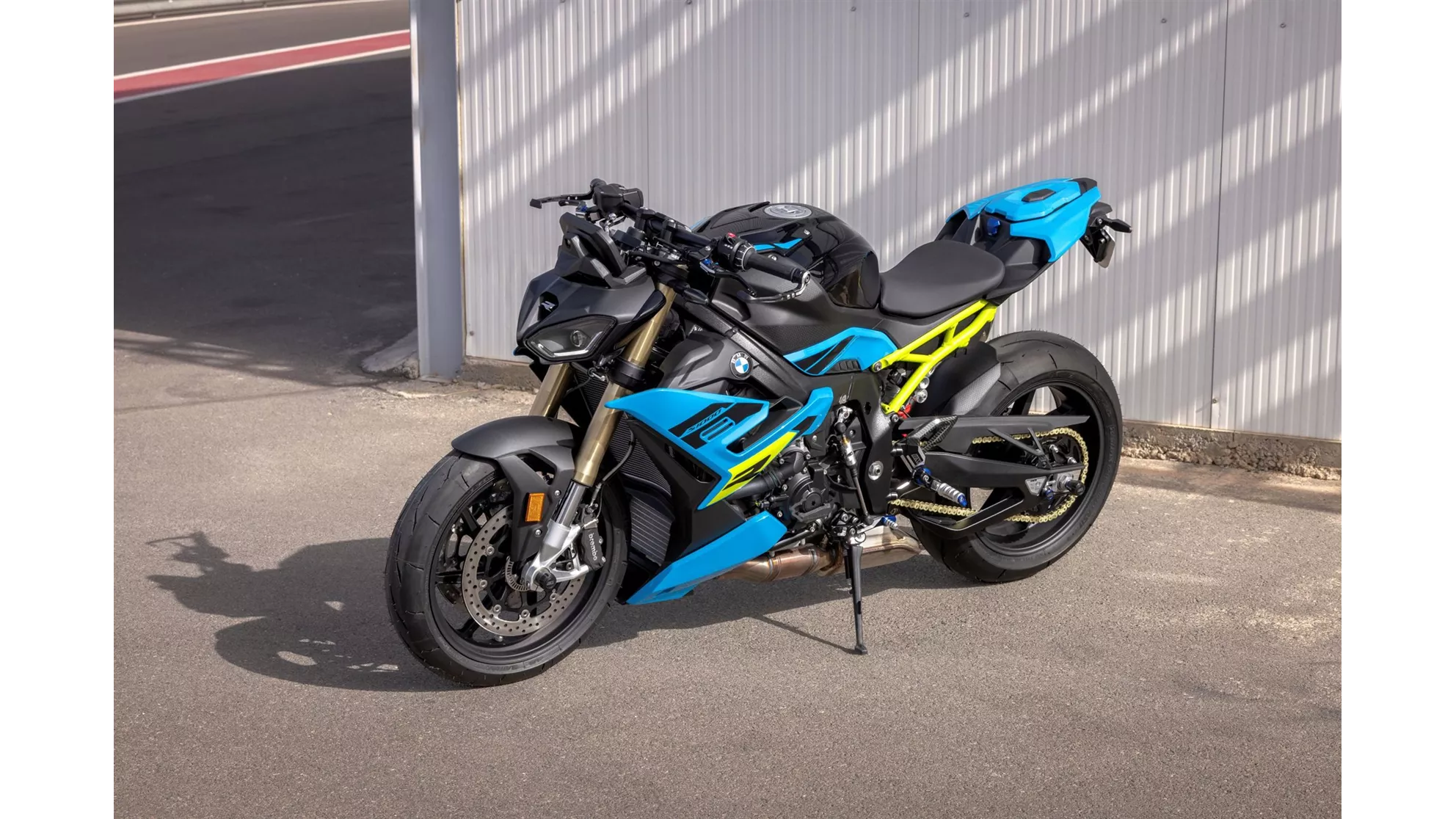 BMW S 1000 R - Image 1 BMW S 1000 R - Image 1