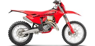 GASGAS EC 125 2025 vs GASGAS MC 125 2021