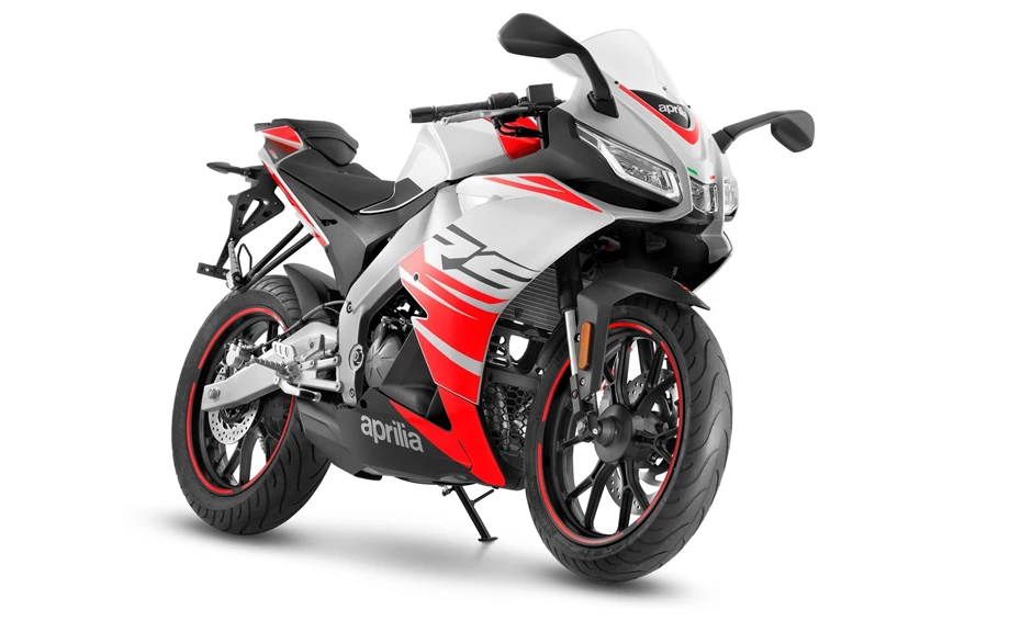 Aprilia RS 125 Bild 8: Aprilia RS 125