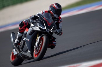 Aprilia RSV4 1100 2025 - Bild 11 Aprilia RSV4 1100 2025 - Bild 11