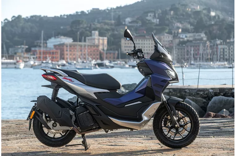 Aprilia SR GT 200 2025 Aprilia SR GT 200 2025