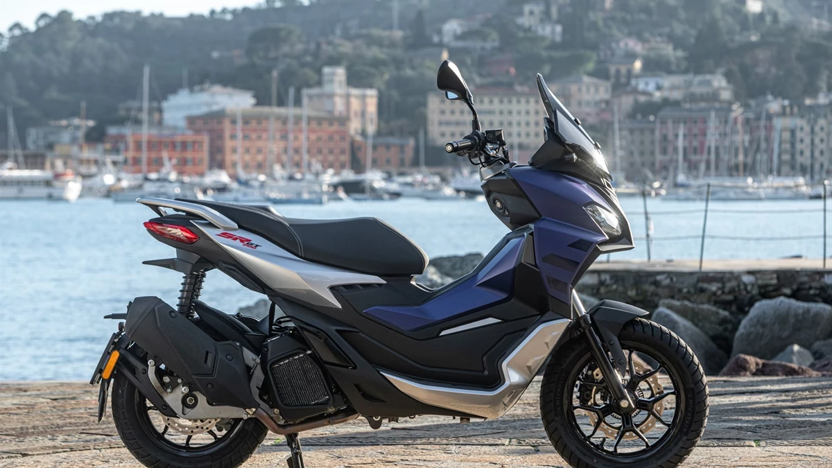 Aprilia SR GT 200 Bild 3: Aprilia SR GT 200