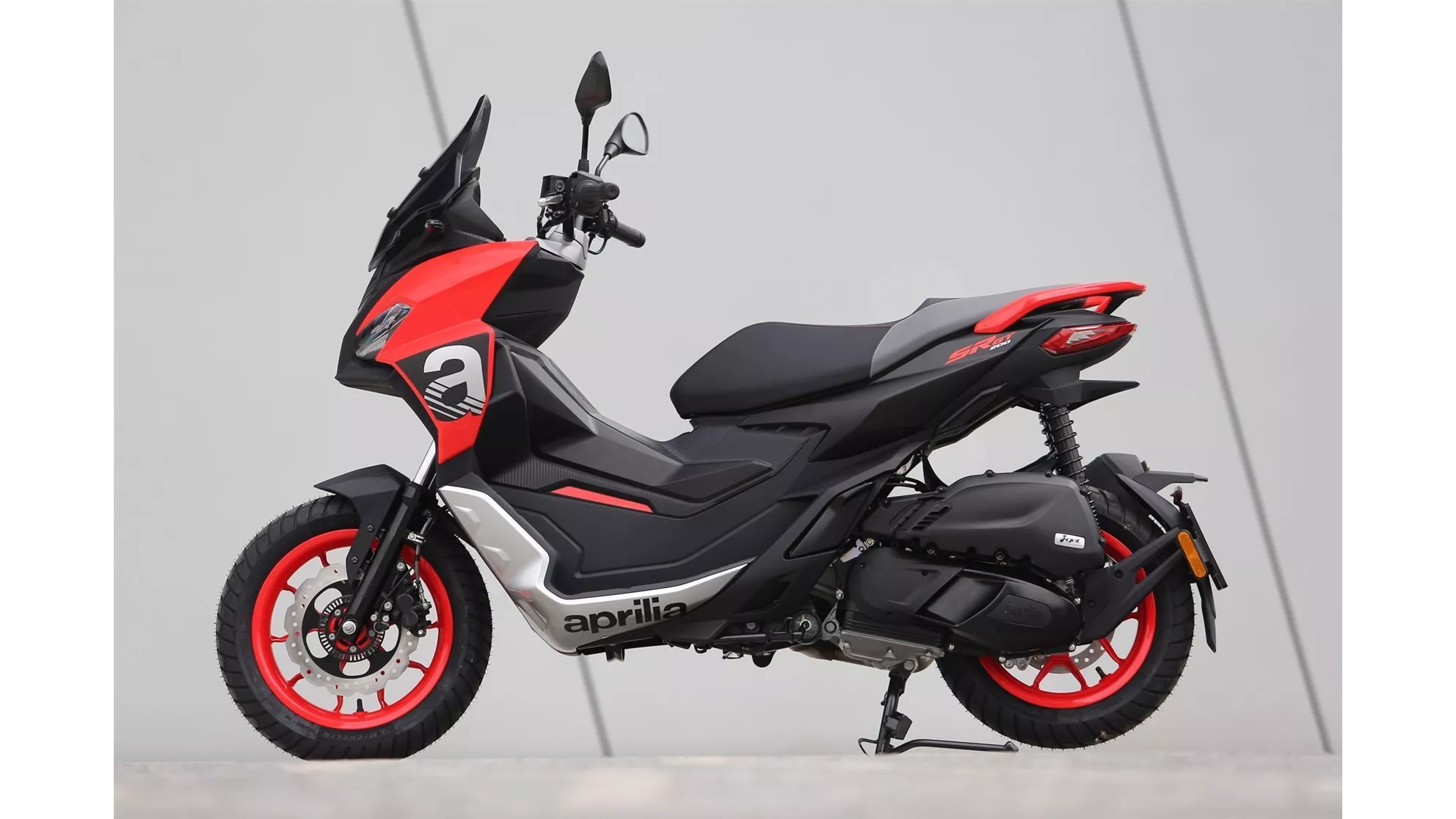 Aprilia SR GT Sport 125 - Image 4 Aprilia SR GT Sport 125 - Image 4