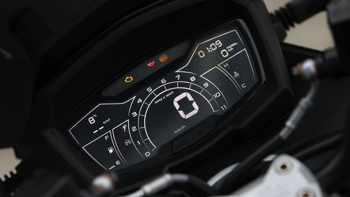 Aprilia SR GT Sport 200 Bild 10: Aprilia SR GT Sport 200