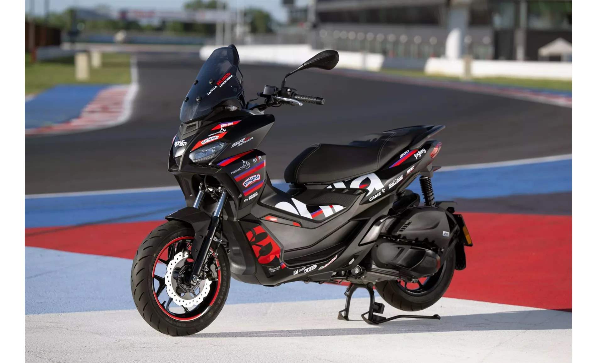 Aprilia SR GT Replica 125 2025 Aprilia SR GT Replica 125 2025