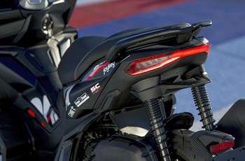 Aprilia SR GT Replica 125 2025 - Bild 5 Aprilia SR GT Replica 125 2025 - Bild 5