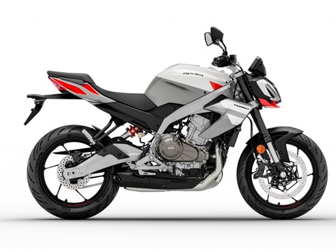 Aprilia Tuono 457 