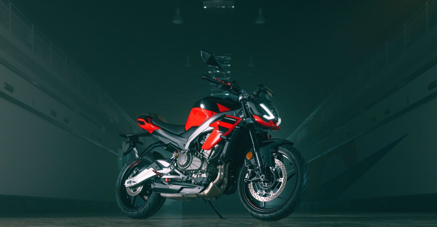 Aprilia Tuono 457