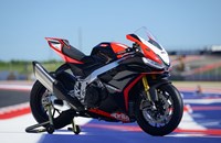 Aprilia RSV4 1100 Factory SE-09 SBK 2025 - Bild 6