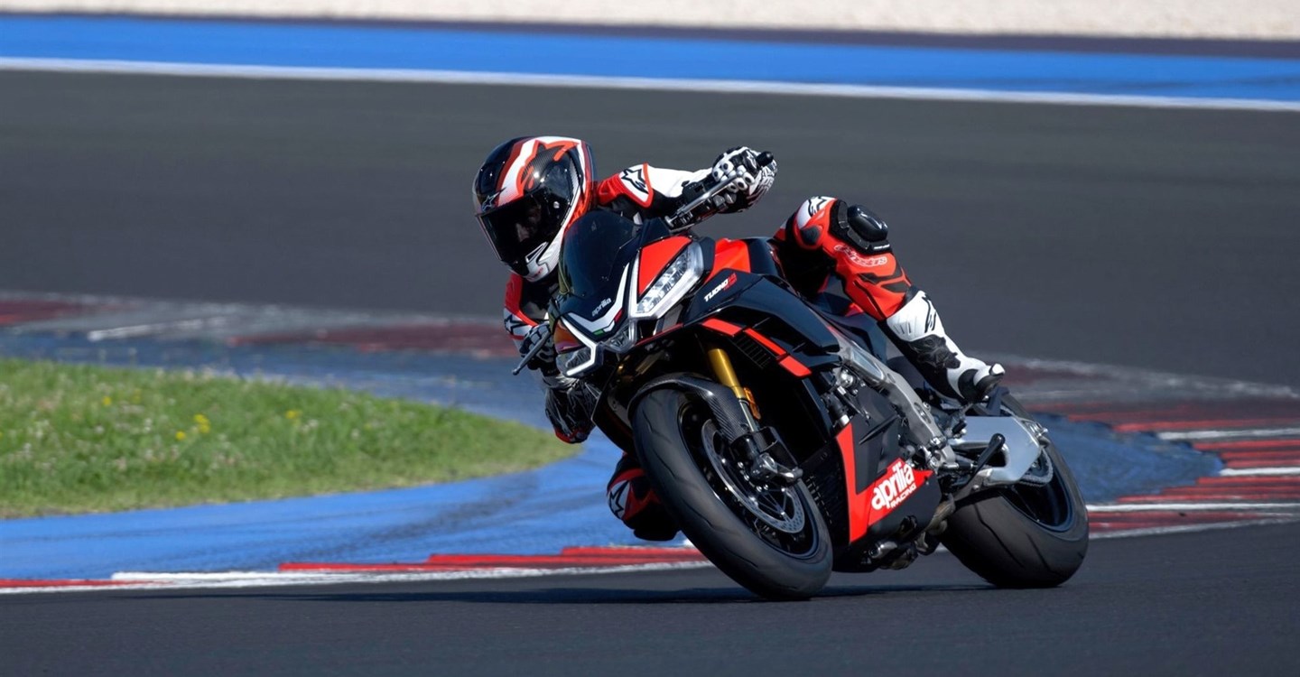 Aprilia Tuono V4 1100 Factory SE-09 SBK