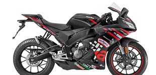 Rieju RS2 125 2006 vs Aprilia RS 125 GP Replica 2025