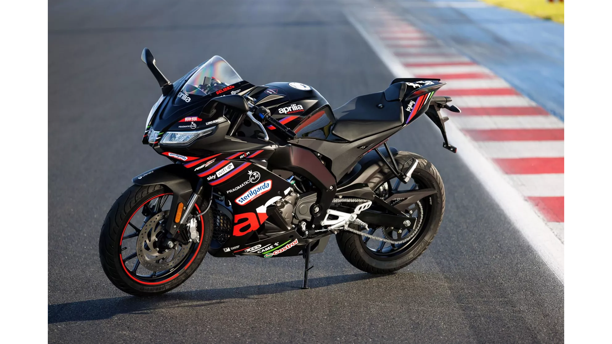 Aprilia RS 125 GP Replica - Image 6 Aprilia RS 125 GP Replica - Image 6