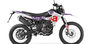 Aprilia RX 125 2025 vs Yamaha MT-125 2023