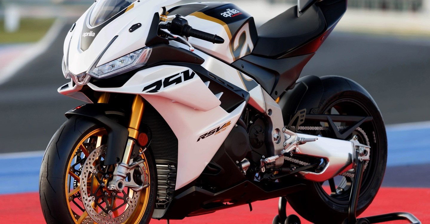 Aprilia RSV4 1100 Factory