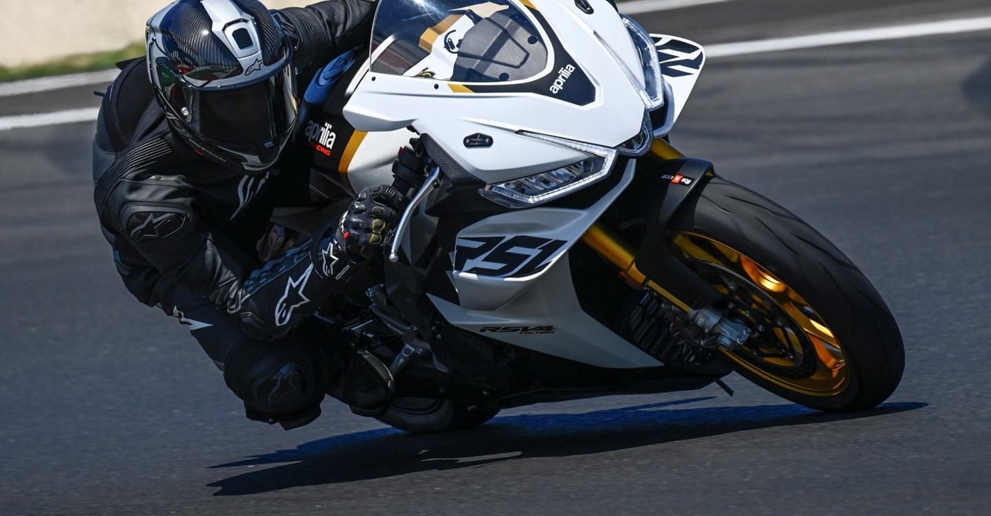 Aprilia RSV4 1100 Factory