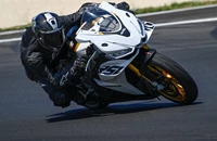 Aprilia RSV4 1100 Factory 2025 - Bild 17 Aprilia RSV4 1100 Factory 2025 - Bild 17