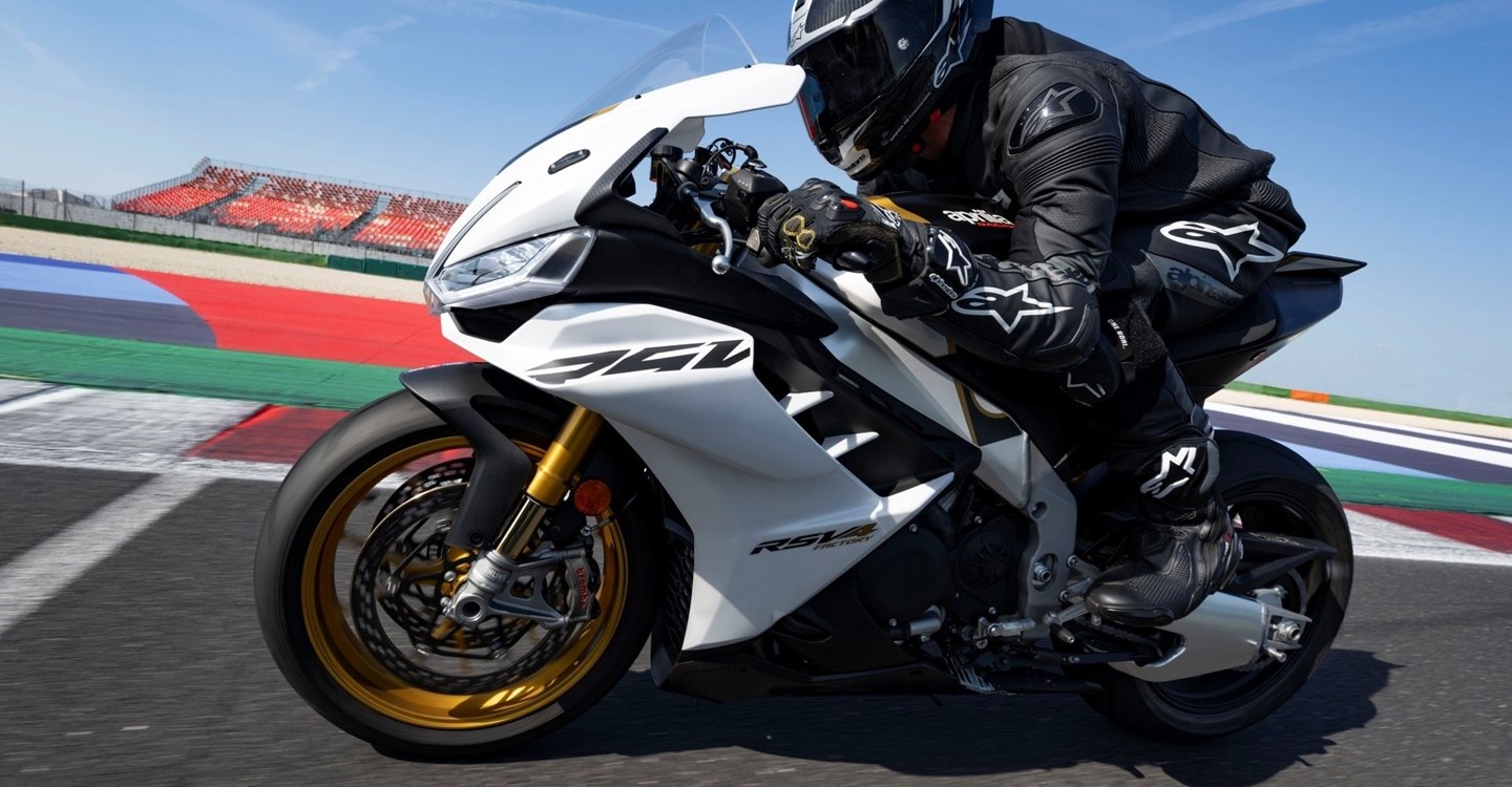 Aprilia RSV4 1100 Factory