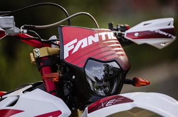 Fantic XEF 250 Trail 2025 - Bild 4 Fantic XEF 250 Trail 2025 - Bild 4